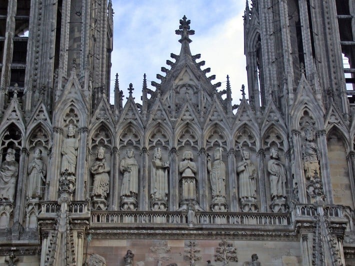 Blog - Gothic Style Guide: Architecture and Art